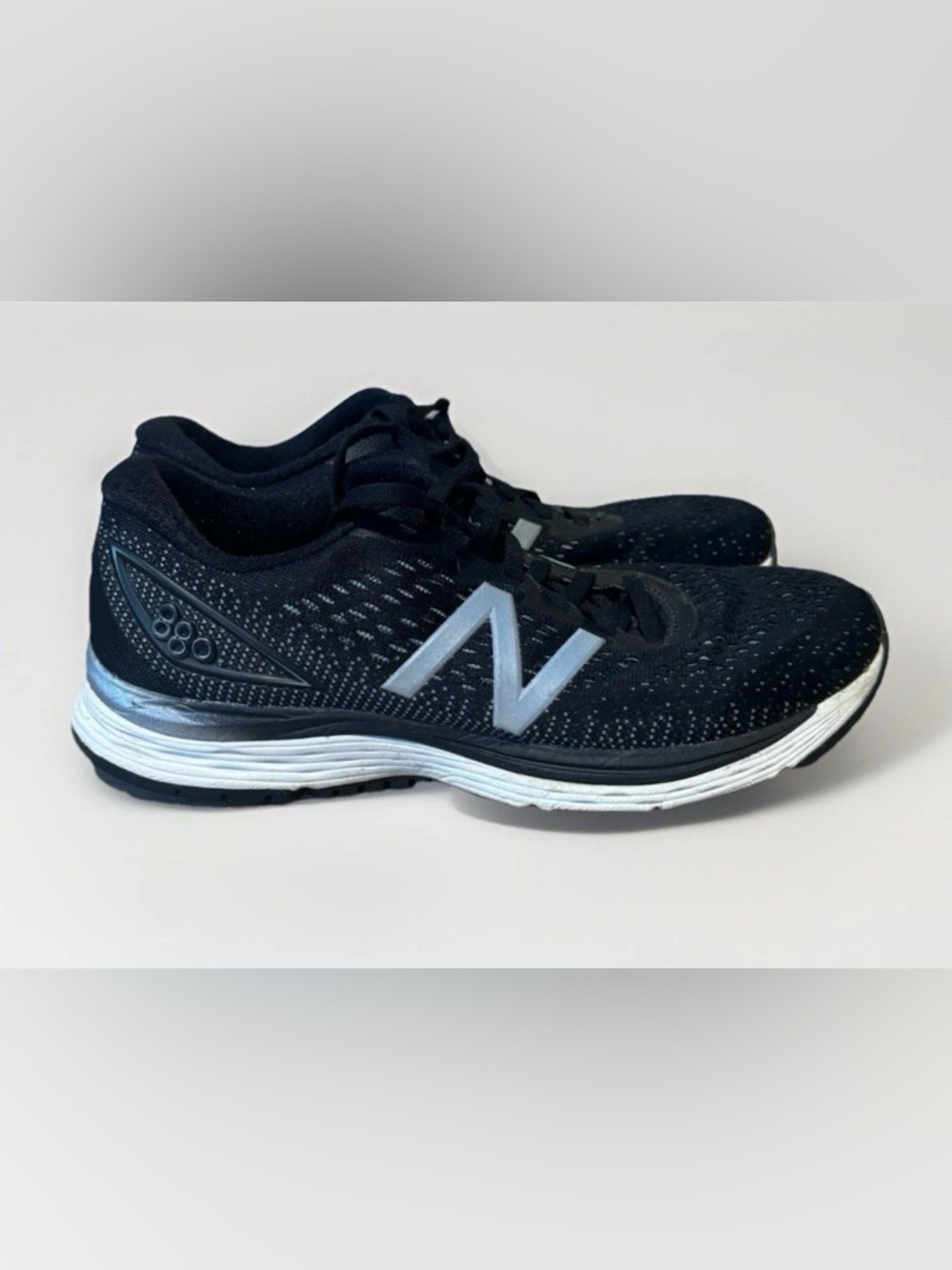 New Balance 880 V9 Women’s Size 6 Black White Gray Running Shoes Sneakers Gym
